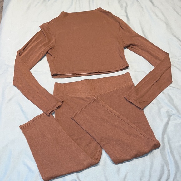 NAKED WARDROBE BROWN 2 PIECE SET - Picture 2 of 6
